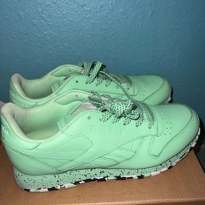 Dessert camo reebok
